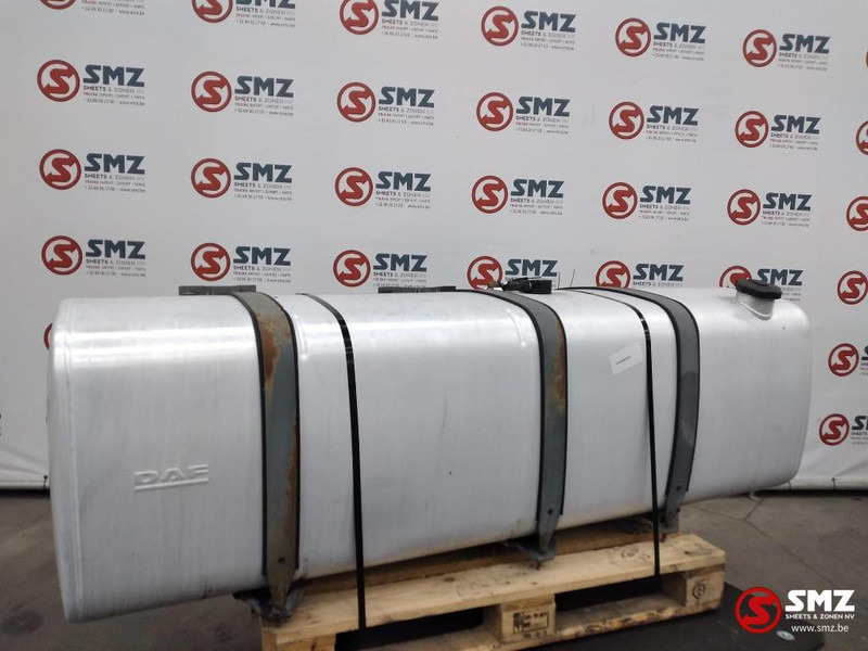 DAF Occ brandstoftank 750L DAF - Kraftstofftank für LKW: das Bild 1 DAF Occ brandstoftank 750L DAF - Kraftstofftank für LKW: das Bild 1
