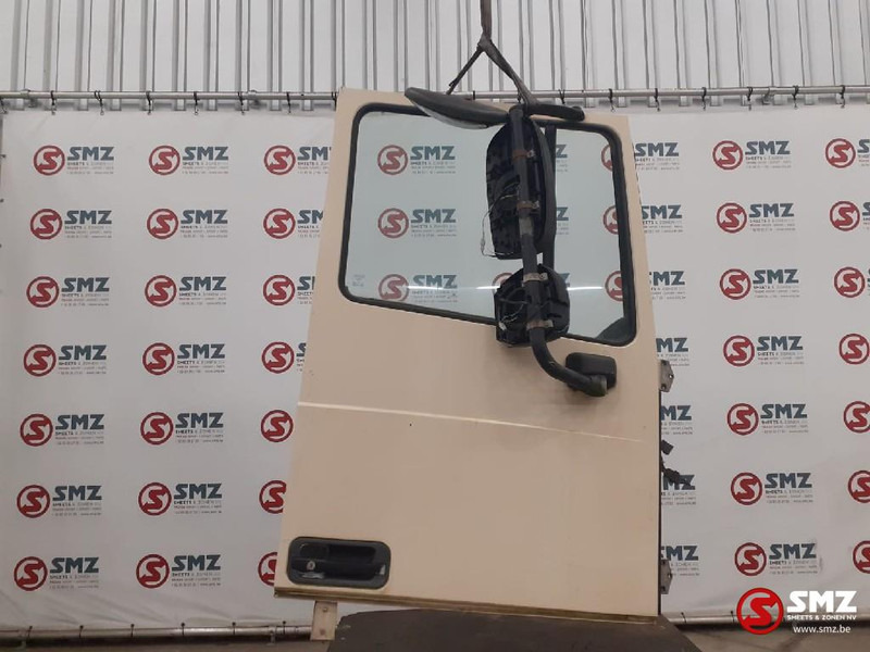 DAF Occ deur rechts DAF - Tür und Teile für LKW: das Bild 1 DAF Occ deur rechts DAF - Tür und Teile für LKW: das Bild 1