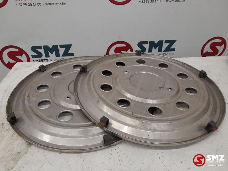 Diversen Occ Wielschalen voor - en achteras set 22.5" - Felge für LKW: das Bild 2 Diversen Occ Wielschalen voor - en achteras set 22.5" - Felge für LKW: das Bild 2
