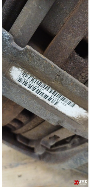 Iveco Occ wielnaaf + remklauw rechts meeloopas Iveco - Lenkung für LKW: das Bild 5 Iveco Occ wielnaaf + remklauw rechts meeloopas Iveco - Lenkung für LKW: das Bild 5