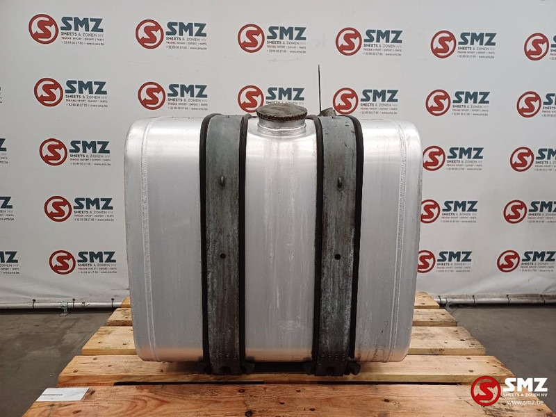 MAN Occ brandstoftank met steunen 250 L MAN - Kraftstofftank für LKW: das Bild 1 MAN Occ brandstoftank met steunen 250 L MAN - Kraftstofftank für LKW: das Bild 1