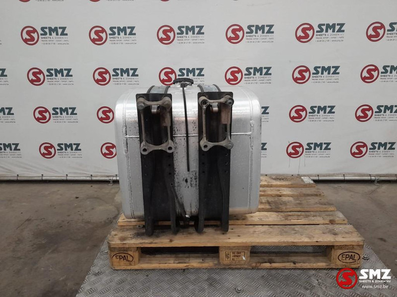 MAN Occ brandstoftank + steunen 250L MAN - Kraftstofftank für LKW: das Bild 2 MAN Occ brandstoftank + steunen 250L MAN - Kraftstofftank für LKW: das Bild 2