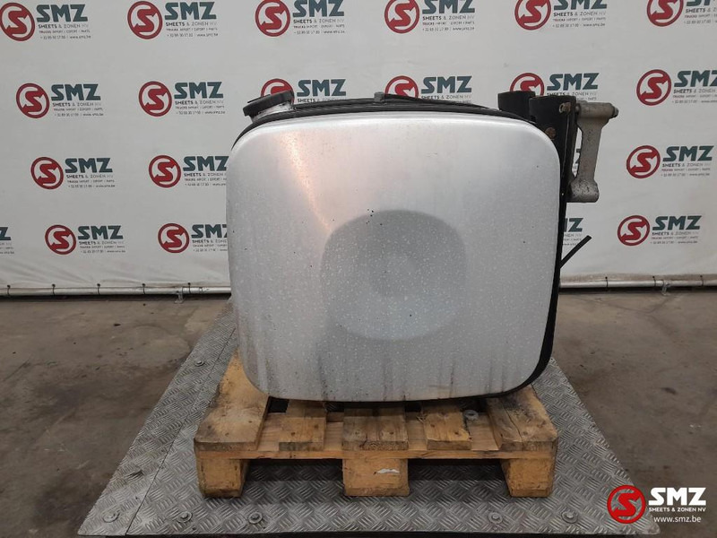 MAN Occ brandstoftank + steunen 250L MAN - Kraftstofftank für LKW: das Bild 3 MAN Occ brandstoftank + steunen 250L MAN - Kraftstofftank für LKW: das Bild 3