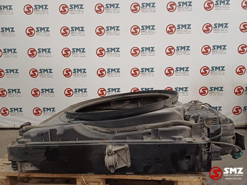 MAN Occ radiator + expansievat MAN - Kühler für LKW: das Bild 3 MAN Occ radiator + expansievat MAN - Kühler für LKW: das Bild 3