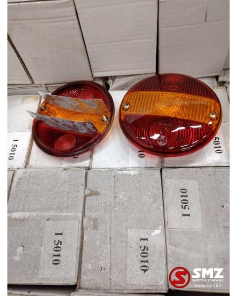 Mercedes-Benz Occ Achterlichtglas rond 3-kamer 2st per doos 9EL1 - Heckleuchte für LKW: das Bild 1 Mercedes-Benz Occ Achterlichtglas rond 3-kamer 2st per doos 9EL1 - Heckleuchte für LKW: das Bild 1