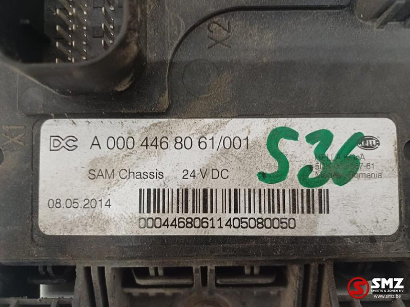 Mercedes-Benz Occ ECU SAM regeleenheid Mercedes - Steuergerät für LKW: das Bild 3 Mercedes-Benz Occ ECU SAM regeleenheid Mercedes - Steuergerät für LKW: das Bild 3