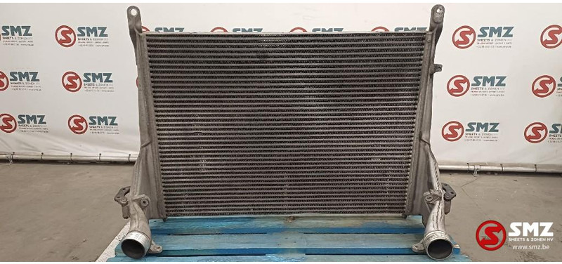 Mercedes-Benz Occ intercooler OM470LA Mercedes - Interkühler für LKW: das Bild 1 Mercedes-Benz Occ intercooler OM470LA Mercedes - Interkühler für LKW: das Bild 1