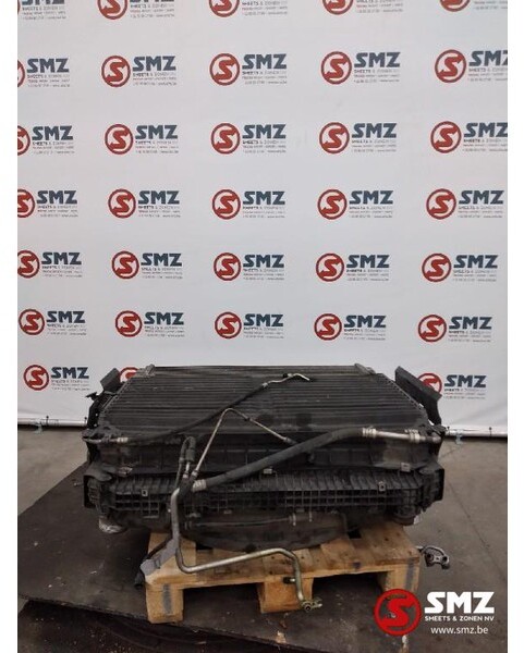 Mercedes-Benz Occ radiator Mercedes Actros MP4 A9605002701 - Kühler für LKW: das Bild 4 Mercedes-Benz Occ radiator Mercedes Actros MP4 A9605002701 - Kühler für LKW: das Bild 4