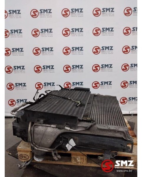 Mercedes-Benz Occ radiator Mercedes Actros MP4 A9605002701 - Kühler für LKW: das Bild 2 Mercedes-Benz Occ radiator Mercedes Actros MP4 A9605002701 - Kühler für LKW: das Bild 2