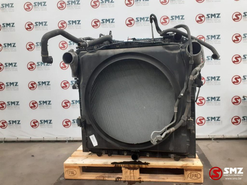 Mercedes-Benz Occ radiator + intercooler Mercedes - Kühler für LKW: das Bild 2 Mercedes-Benz Occ radiator + intercooler Mercedes - Kühler für LKW: das Bild 2