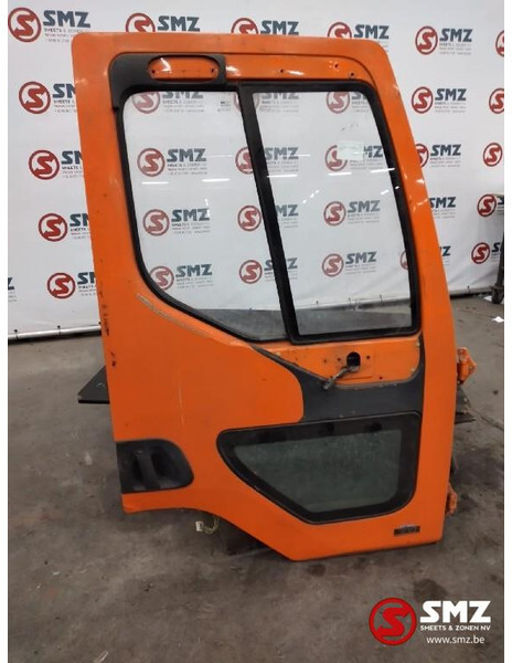 Renault Occ Deur rechts Renault Premium 300 - Tür und Teile für LKW: das Bild 1 Renault Occ Deur rechts Renault Premium 300 - Tür und Teile für LKW: das Bild 1