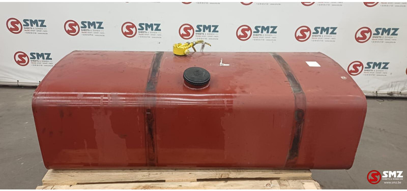 Renault Occ brandstoftank 350L Renault - Kraftstofftank für LKW: das Bild 1 Renault Occ brandstoftank 350L Renault - Kraftstofftank für LKW: das Bild 1
