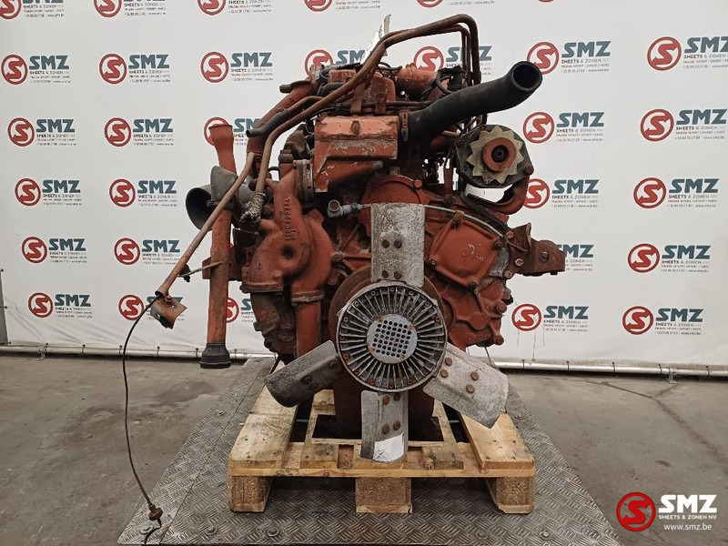 Renault Occ motor MIDS062030B Renault - Motor für LKW: das Bild 3 Renault Occ motor MIDS062030B Renault - Motor für LKW: das Bild 3