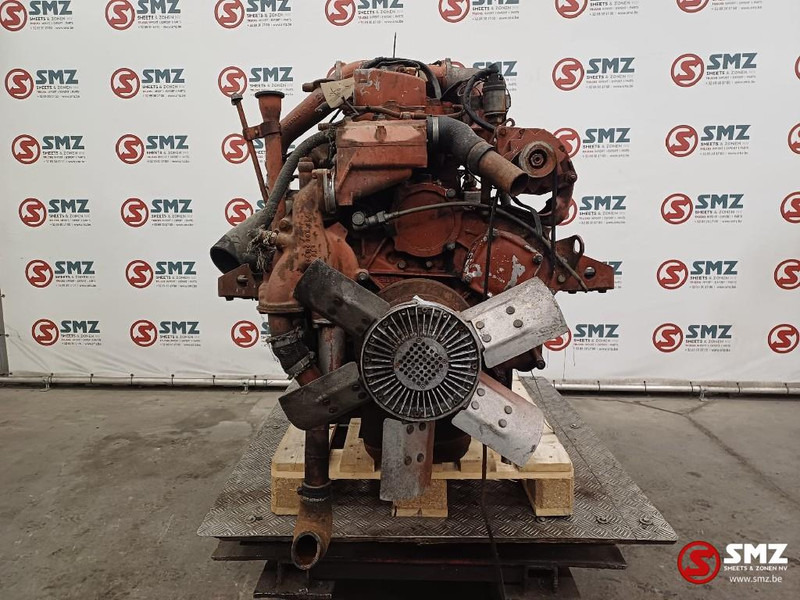 Renault Occ motor MIDS062030B + versnellingsbak 5HP-500 Re - Motor für LKW: das Bild 3 Renault Occ motor MIDS062030B + versnellingsbak 5HP-500 Re - Motor für LKW: das Bild 3