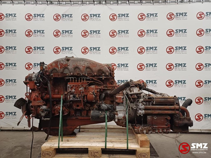 Renault Occ motor MIDS062030B + versnellingsbak 5HP-500 Re - Motor für LKW: das Bild 1 Renault Occ motor MIDS062030B + versnellingsbak 5HP-500 Re - Motor für LKW: das Bild 1