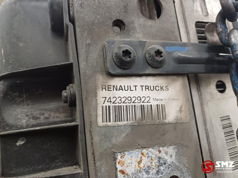 Kühler für LKW Renault Occ radiator + intercooler + expansievat DTI13 Ren: das Bild 6