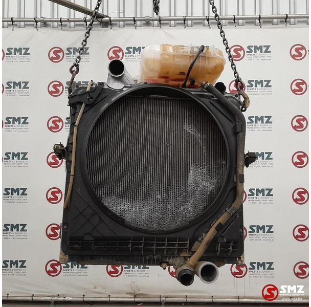 Renault Occ radiator + intercooler + expansievat Renault - Kühler für LKW: das Bild 1 Renault Occ radiator + intercooler + expansievat Renault - Kühler für LKW: das Bild 1