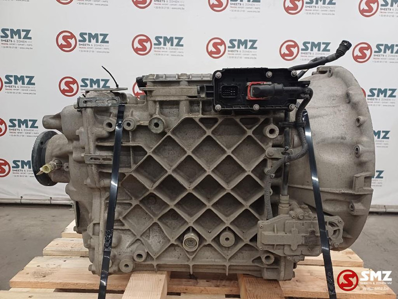 Renault Occ versnellingsbak AT2612F Euro 6 Renault - Getriebe für LKW: das Bild 2 Renault Occ versnellingsbak AT2612F Euro 6 Renault - Getriebe für LKW: das Bild 2