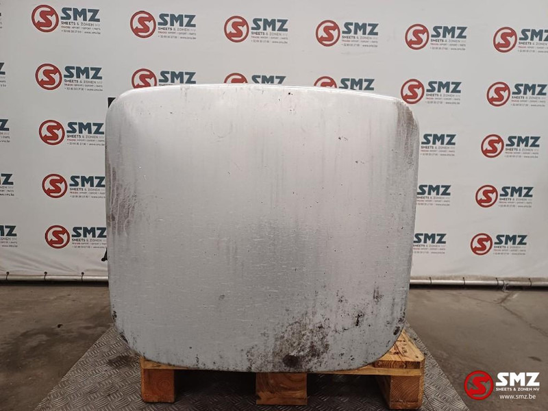 Scania Occ brandstoftank met steunen 700L Scania - Kraftstofftank für LKW: das Bild 4 Scania Occ brandstoftank met steunen 700L Scania - Kraftstofftank für LKW: das Bild 4
