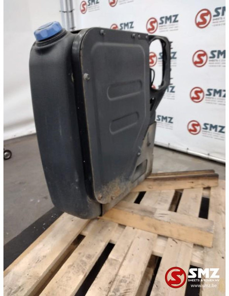 Volvo Occ AdBluetank + sensor Volvo - Kraftstoffaufbereitung/ Kraftstoffförderung für LKW: das Bild 2 Volvo Occ AdBluetank + sensor Volvo - Kraftstoffaufbereitung/ Kraftstoffförderung für LKW: das Bild 2