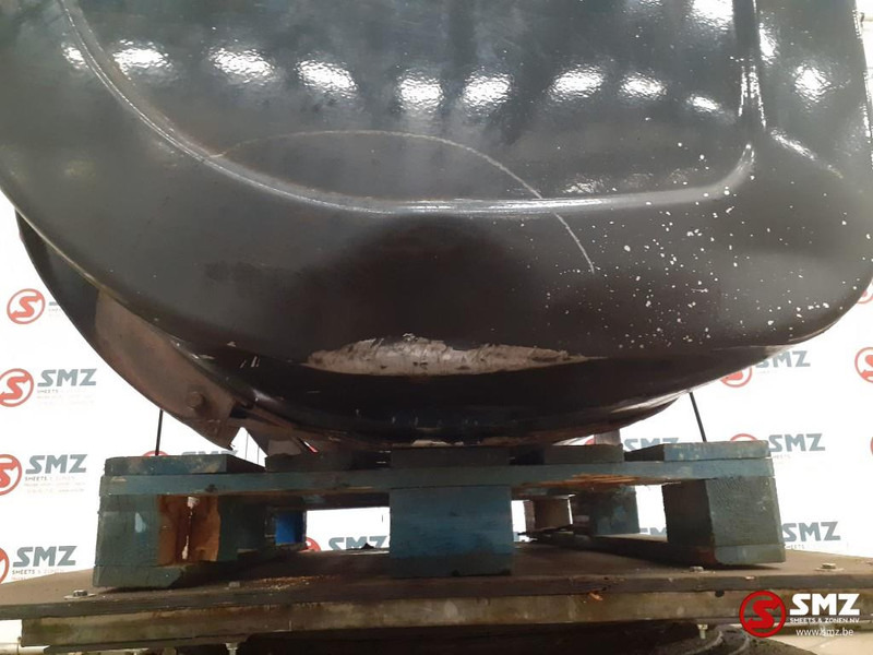 Volvo Occ brandstoftank 810L Volvo - Kraftstofftank für LKW: das Bild 5 Volvo Occ brandstoftank 810L Volvo - Kraftstofftank für LKW: das Bild 5