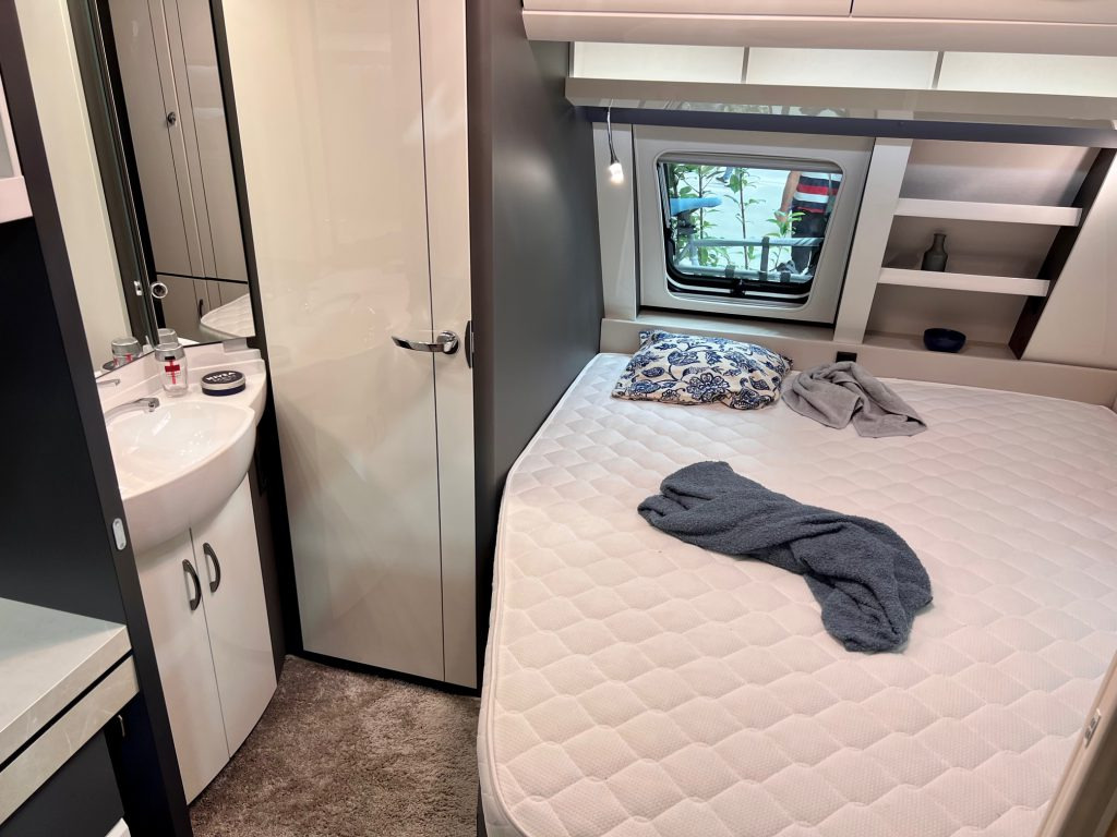 Wohnwagen EXCELLENT 560 CFe: das Bild 9 Wohnwagen EXCELLENT 560 CFe: das Bild 9