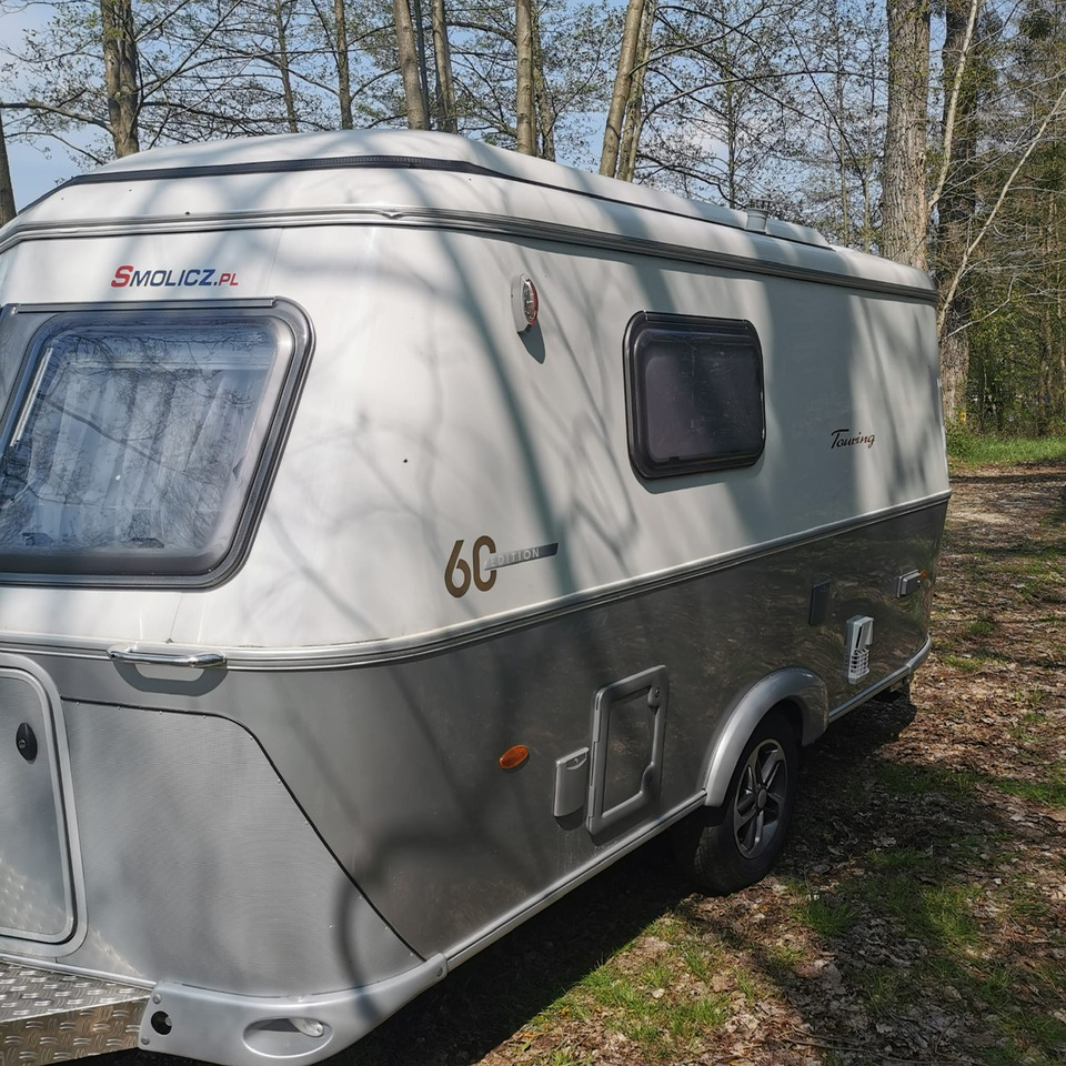 Eriba Triton 430 60 Jahre Edition 2022 - Wohnwagen: das Bild 3 Eriba Triton 430 60 Jahre Edition 2022 - Wohnwagen: das Bild 3