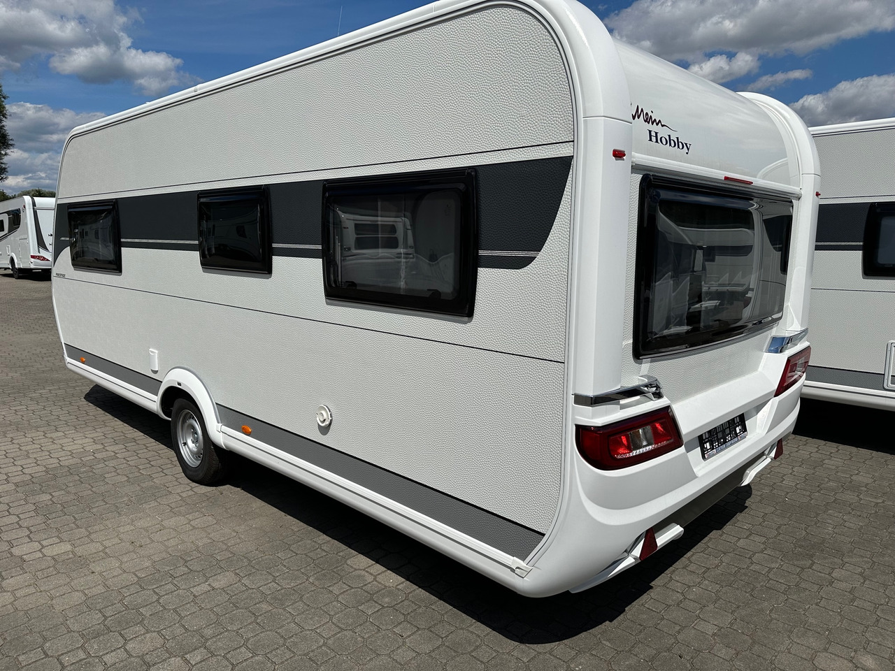 Hobby 560 UL Prestige 2023 - Wohnwagen: das Bild 2 Hobby 560 UL Prestige 2023 - Wohnwagen: das Bild 2
