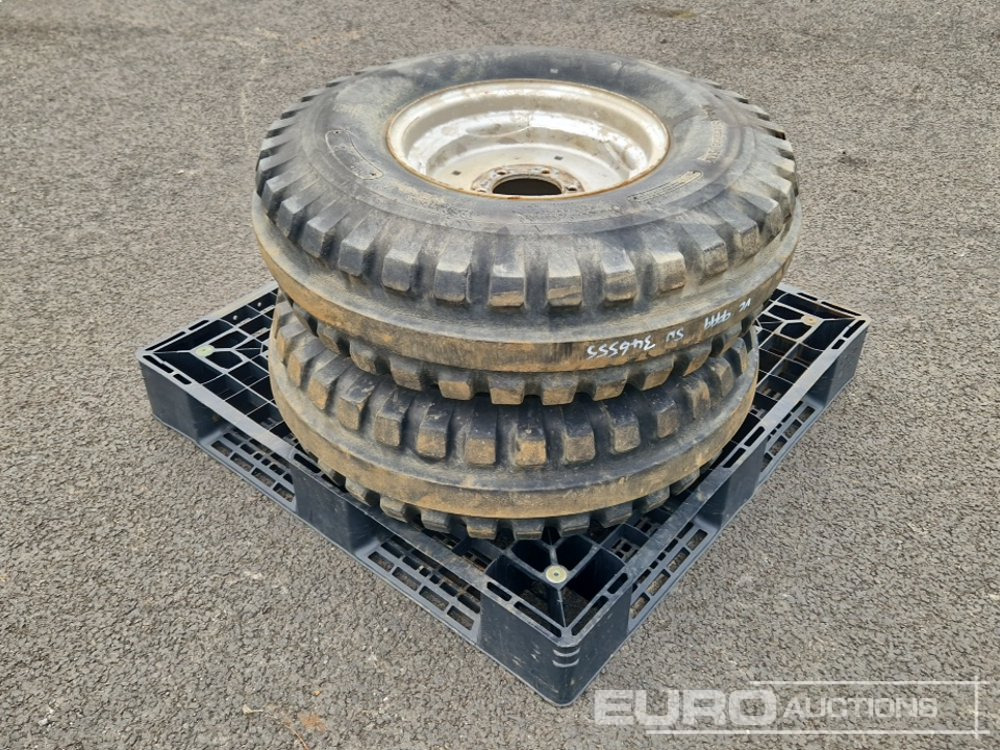 10.00-16 Tyre & Rim to suit Massey Ferguson (2 of) - Reifen: das Bild 1 10.00-16 Tyre & Rim to suit Massey Ferguson (2 of) - Reifen: das Bild 1