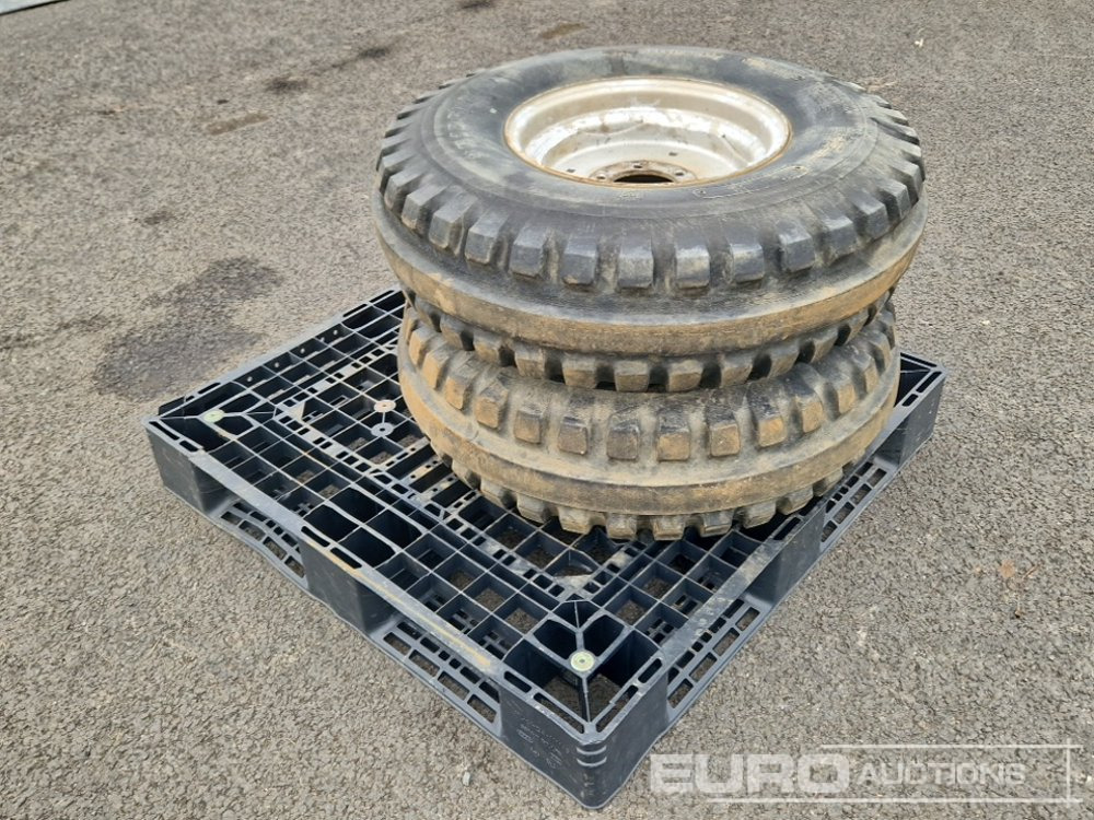 10.00-16 Tyre & Rim to suit Massey Ferguson (2 of) - Reifen: das Bild 4 10.00-16 Tyre & Rim to suit Massey Ferguson (2 of) - Reifen: das Bild 4