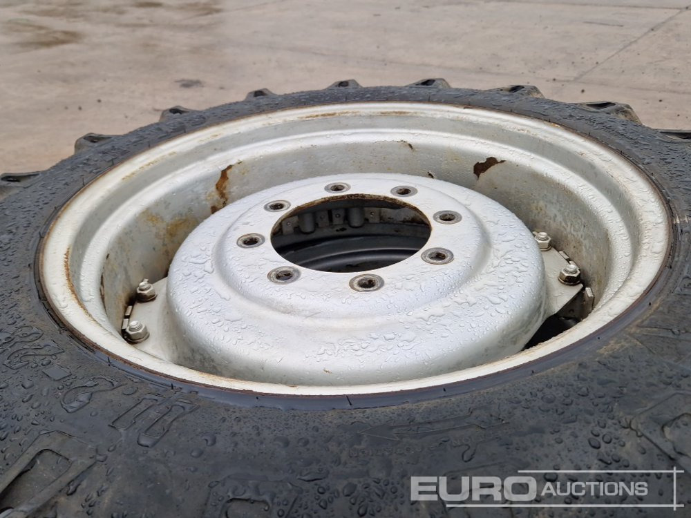 13.6-38 (2 of) & 11.2-28 (2 of) Tyre & Rim ro suit Massey Ferguson 390 - Reifen: das Bild 5 13.6-38 (2 of) & 11.2-28 (2 of) Tyre & Rim ro suit Massey Ferguson 390 - Reifen: das Bild 5