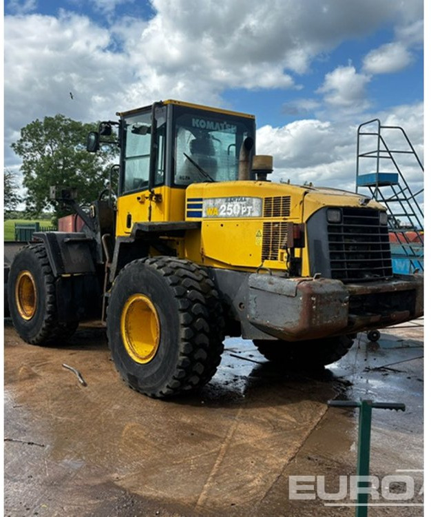 2004 Komatsu WA250PT-5H - Radlader: das Bild 3 2004 Komatsu WA250PT-5H - Radlader: das Bild 3