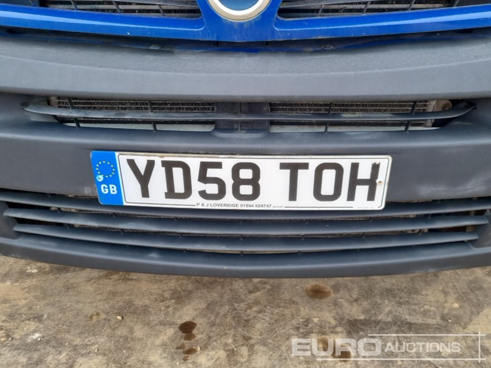 Koffer Transporter 2008 Nissan Interstar: das Bild 39