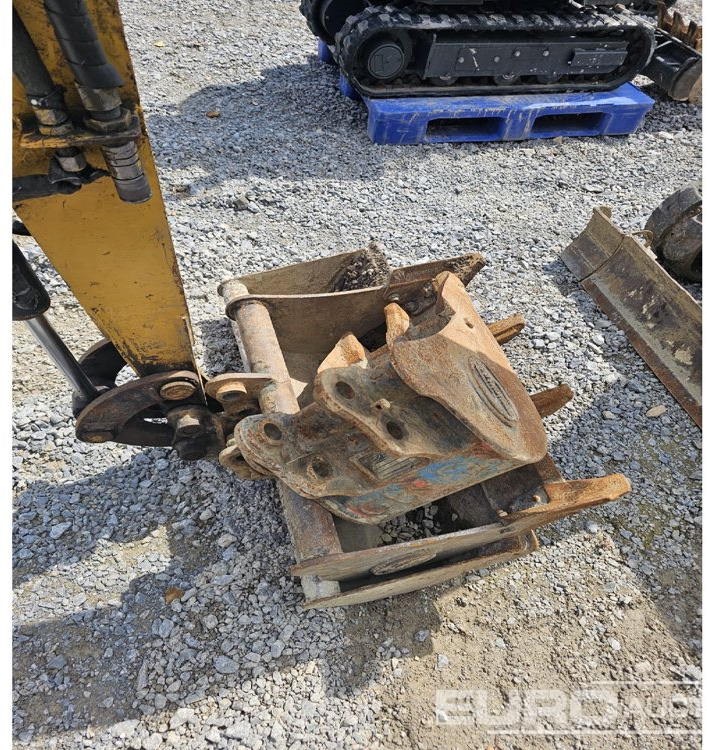 2010 CAT 301.8C - Minibagger: das Bild 4 2010 CAT 301.8C - Minibagger: das Bild 4