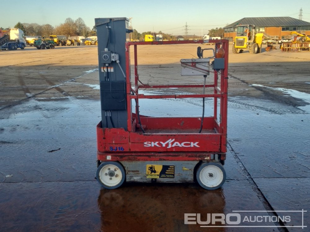 Arbeitsbühne 2012 SkyJack SJ 16: das Bild 6