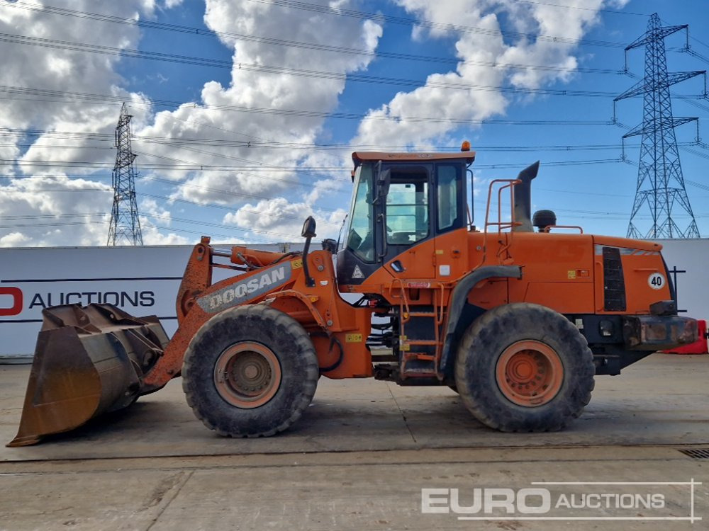 2015 Doosan DL300-3 - Radlader: das Bild 2 2015 Doosan DL300-3 - Radlader: das Bild 2