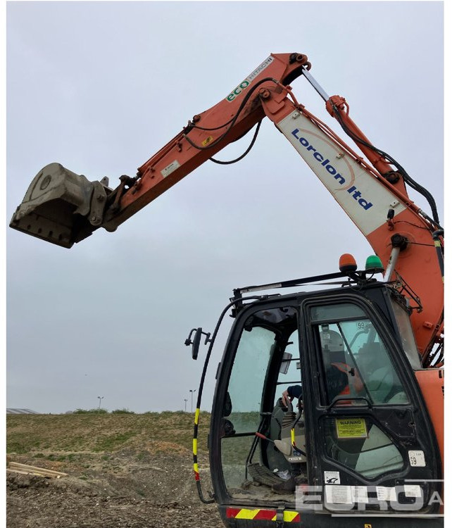 2015 Hitachi ZX135US-5B - Kettenbagger: das Bild 5 2015 Hitachi ZX135US-5B - Kettenbagger: das Bild 5
