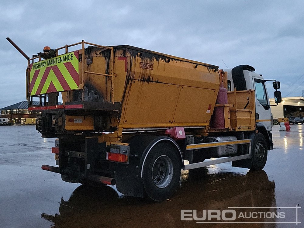 2016 DAF LF220 - Bitumenspritzmaschine, LKW: das Bild 5 2016 DAF LF220 - Bitumenspritzmaschine, LKW: das Bild 5