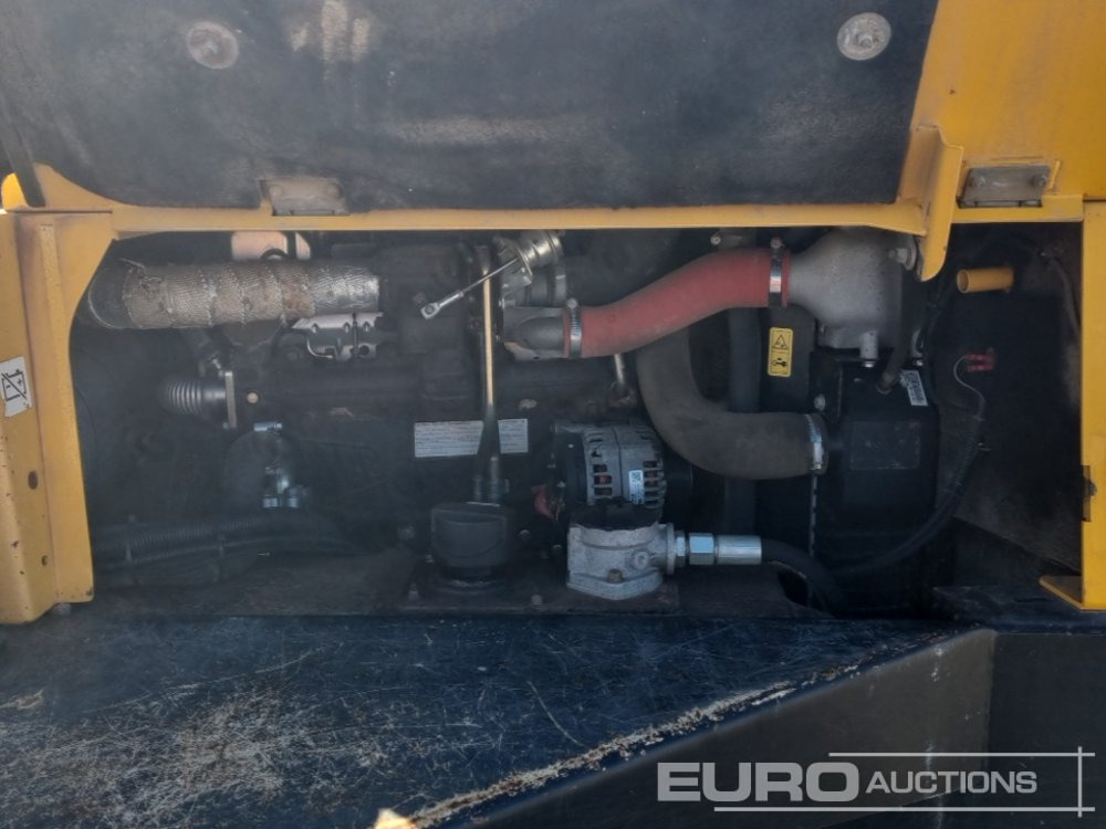 Mini-Kipper 2016 JCB 6TST: das Bild 18