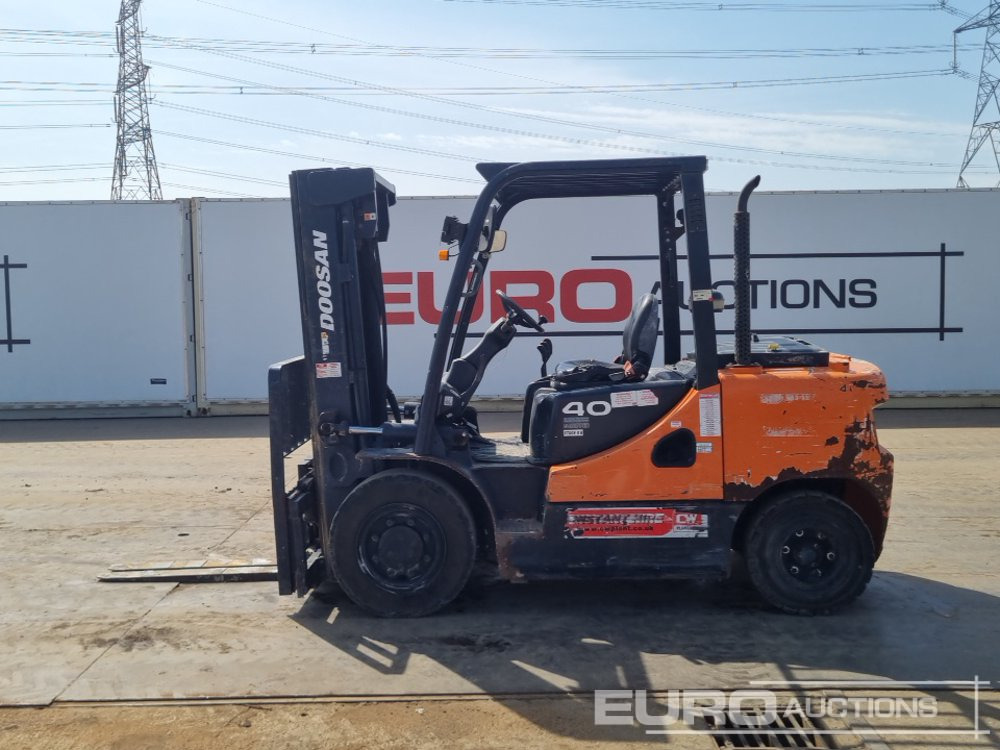 2018 Doosan D40SC-7 - Gabelstapler: das Bild 2 2018 Doosan D40SC-7 - Gabelstapler: das Bild 2
