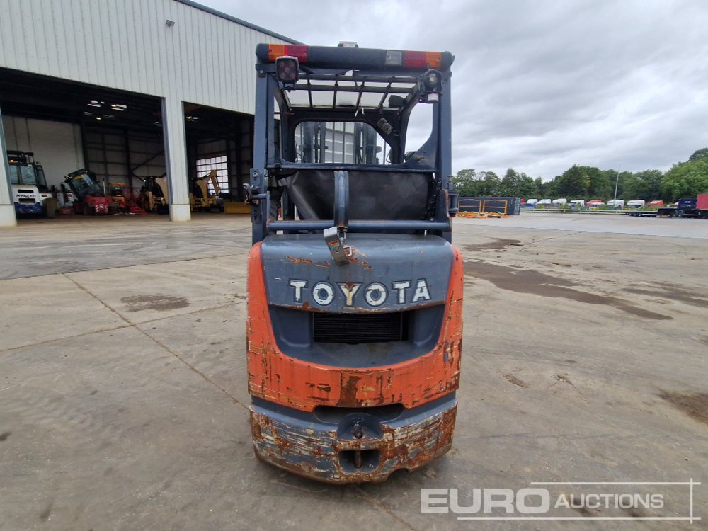 2019 Toyota 8FGU25 - Treibgasstapler: das Bild 4 2019 Toyota 8FGU25 - Treibgasstapler: das Bild 4