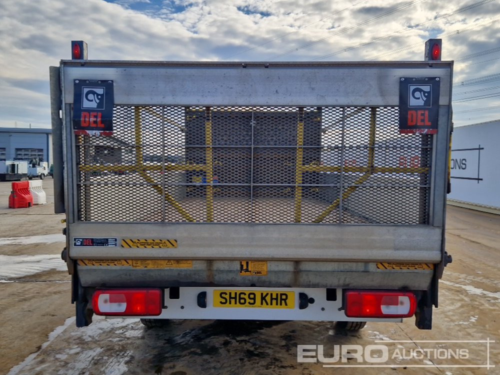 2019 Volkswagen Crafter CR35 - Pritsche Transporter: das Bild 4 2019 Volkswagen Crafter CR35 - Pritsche Transporter: das Bild 4