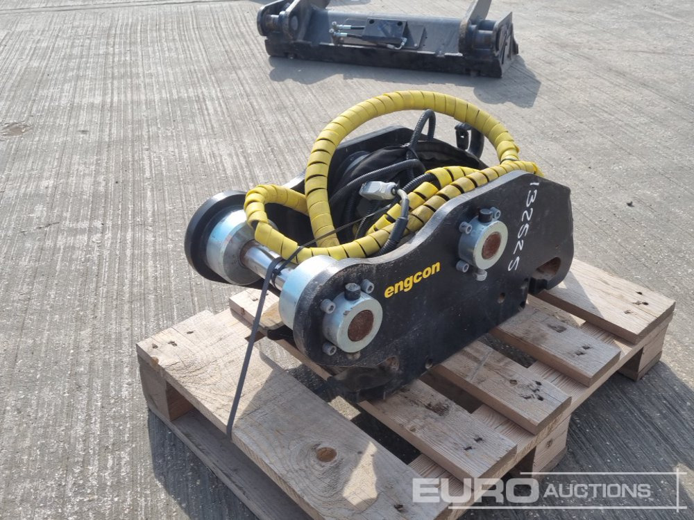 2022 Engcon Hydraulic Double Lock QH 45mm Pin to suit 4-6 Ton Excavator - Schnellwechsler: das Bild 5 2022 Engcon Hydraulic Double Lock QH 45mm Pin to suit 4-6 Ton Excavator - Schnellwechsler: das Bild 5