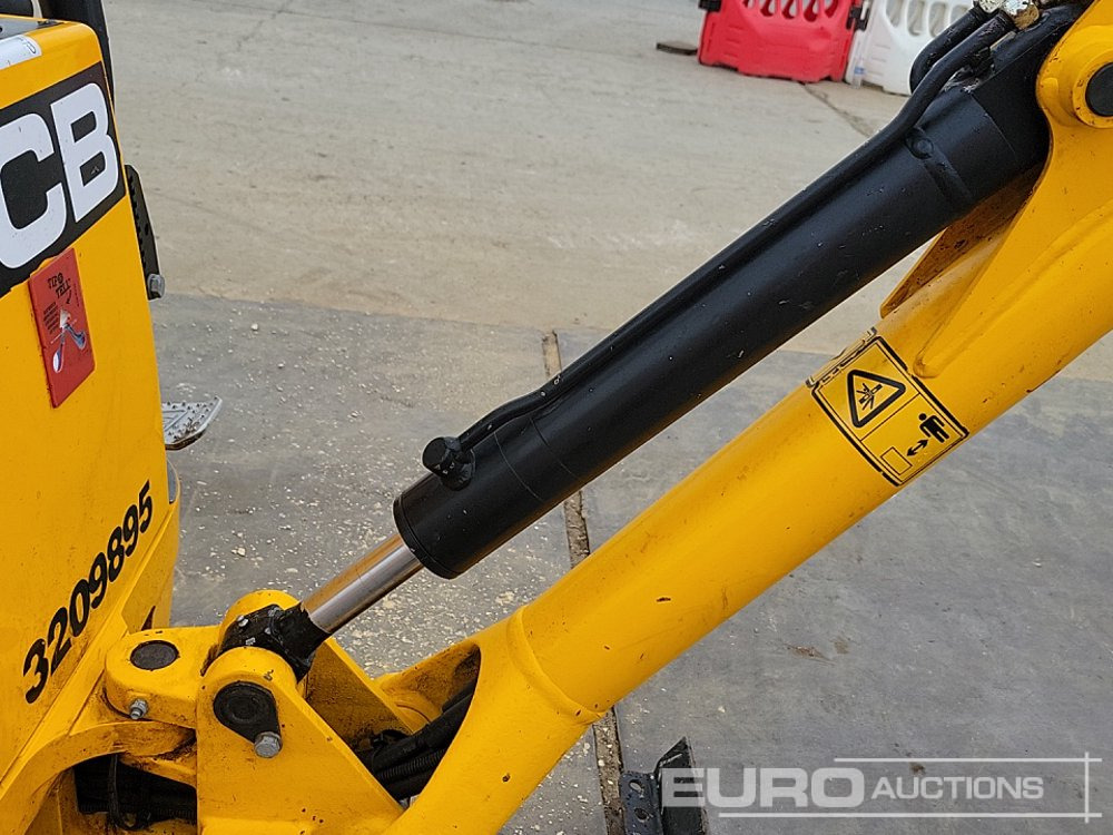 Minibagger 2022 JCB 8008CT: das Bild 22