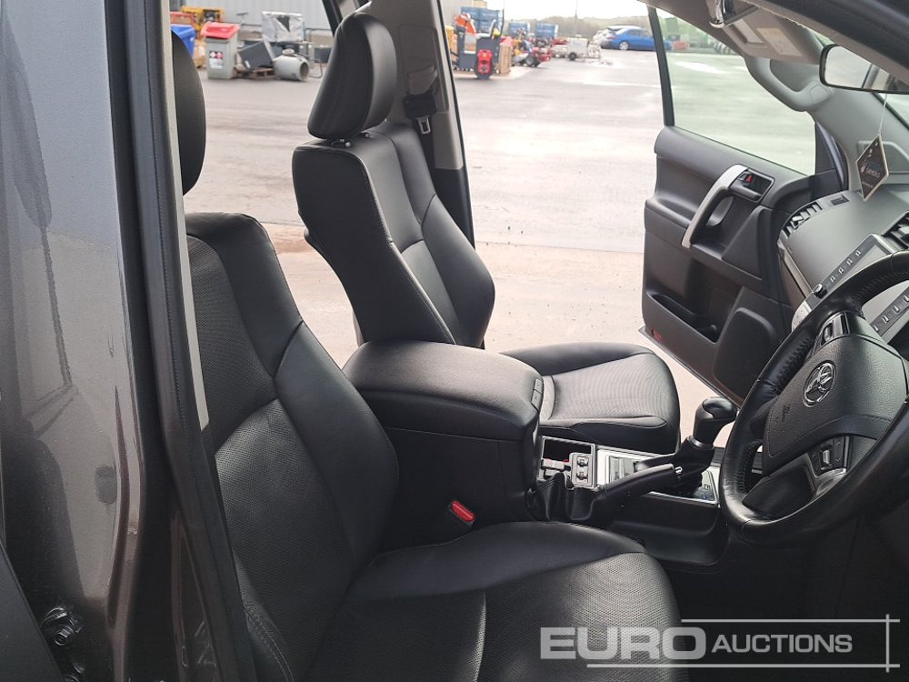 SUV/ Geländewagen 2022 Toyota Land Cruiser: das Bild 33