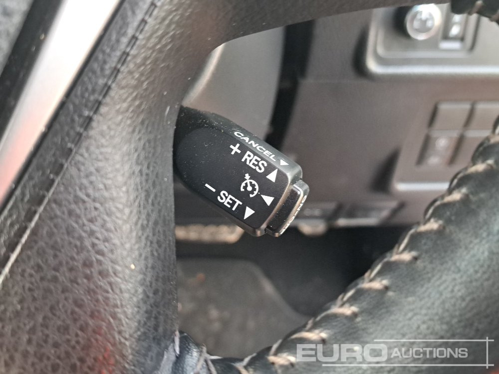 SUV/ Geländewagen 2022 Toyota Land Cruiser: das Bild 50