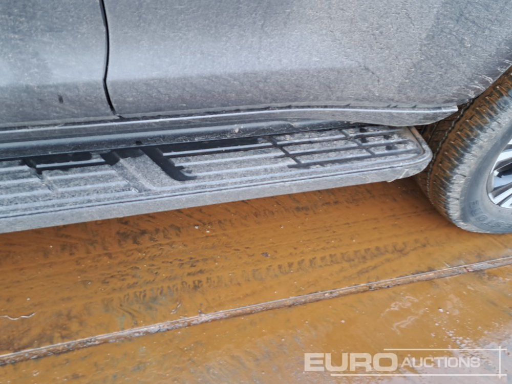 SUV/ Geländewagen 2022 Toyota Land Cruiser: das Bild 14