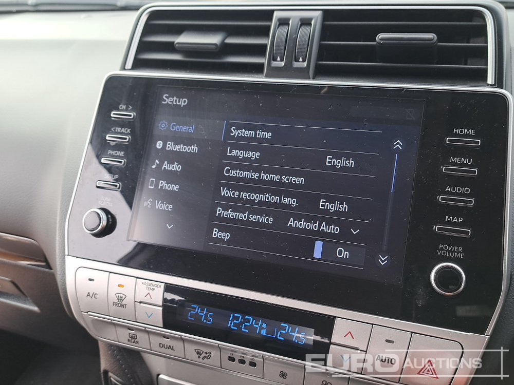 SUV/ Geländewagen 2022 Toyota Land Cruiser: das Bild 38