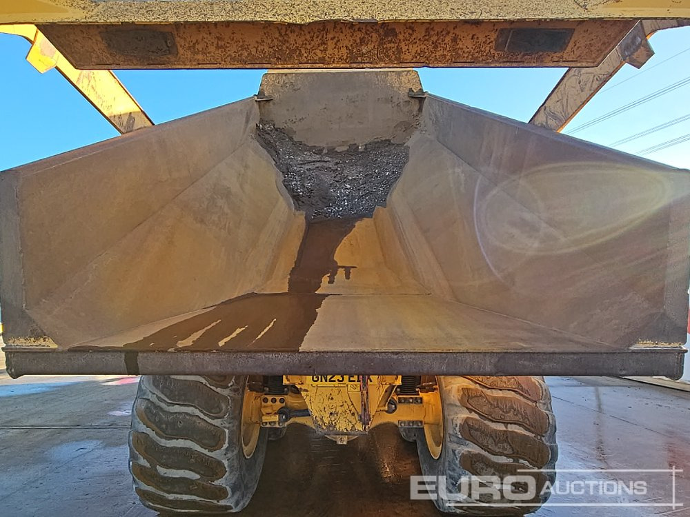 Knickgelenkter Dumper 2022 Volvo A30G: das Bild 31