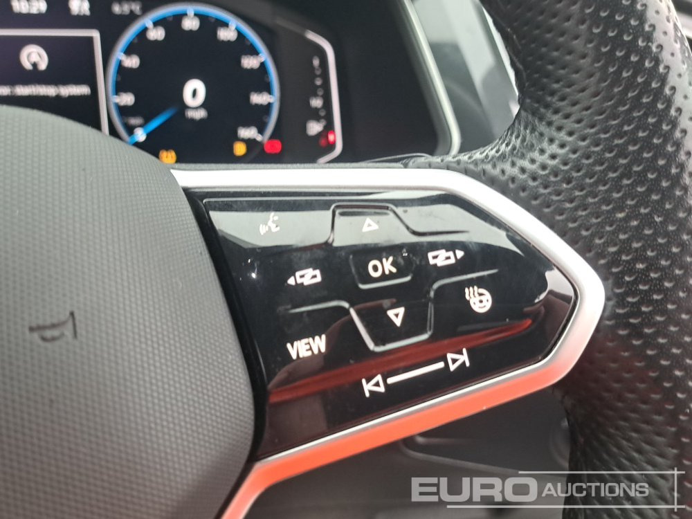 SUV/ Geländewagen 2023 Volkswagen Tiguan R-Line: das Bild 28